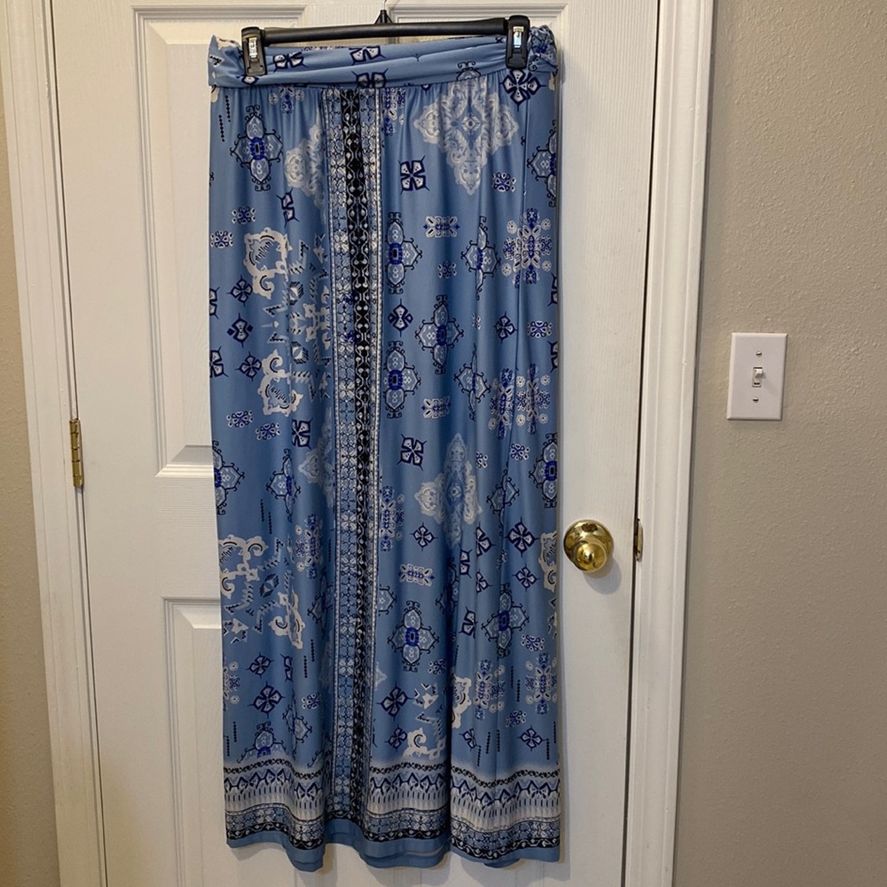 New Direction Blue and White Long Maxi Skirt Size L